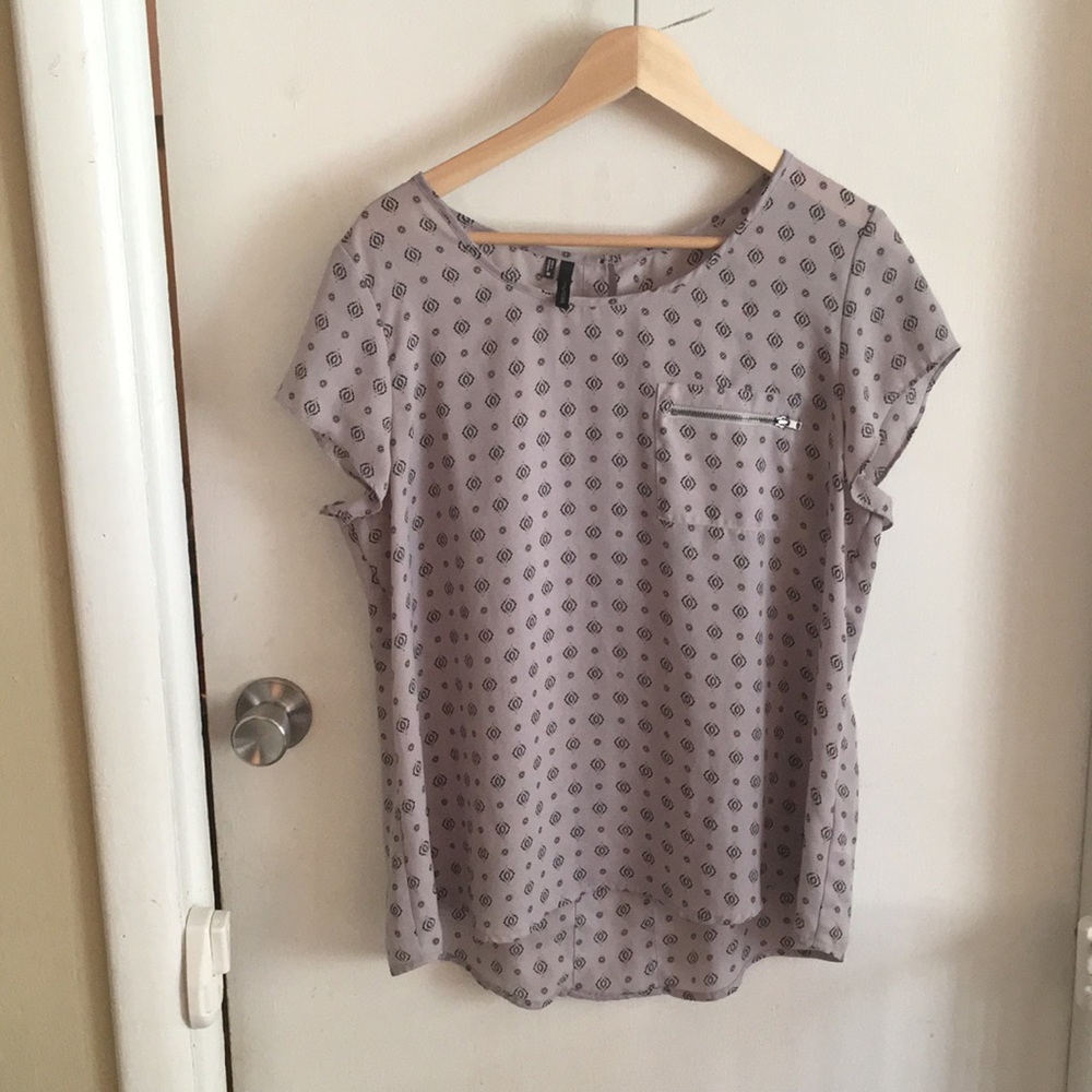 Grey flowy patterned shirt